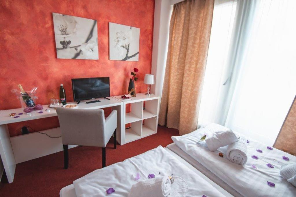 Wellness Hotel Lucia Veselí nad Lužnicí Exterior foto